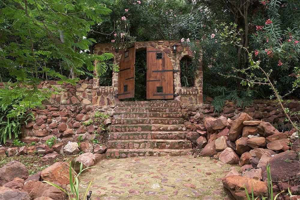 Birdsong Cottages Модимоле Екстериор снимка