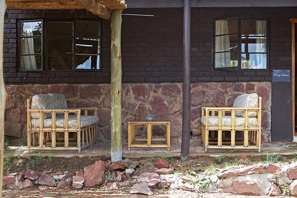 Birdsong Cottages Модимоле Екстериор снимка